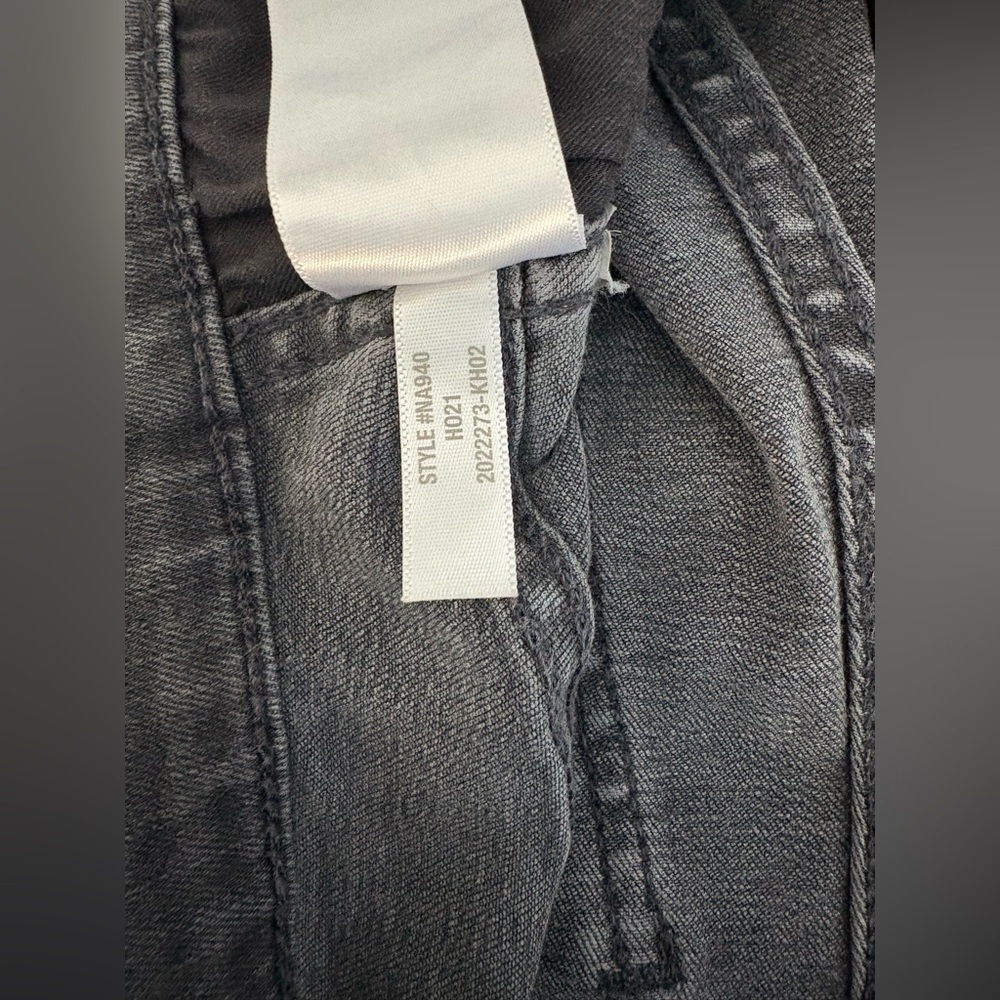Madewell Stovepipe Jeans in Banberry Wash: Raw-Hem Edition | Size 29 - Picture 3 of 16
